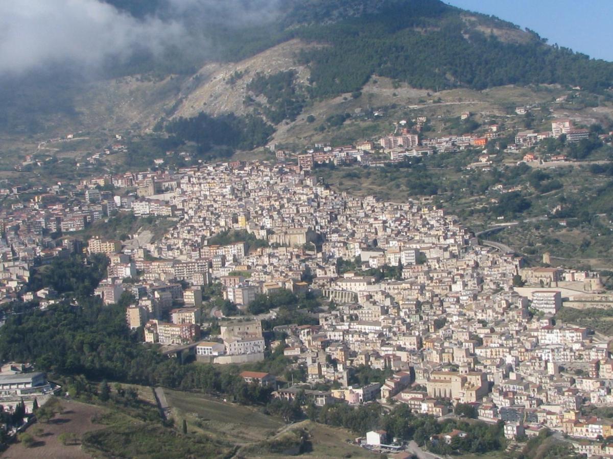 La Casa Della Nonna Apartment Cammarata Bagian luar foto